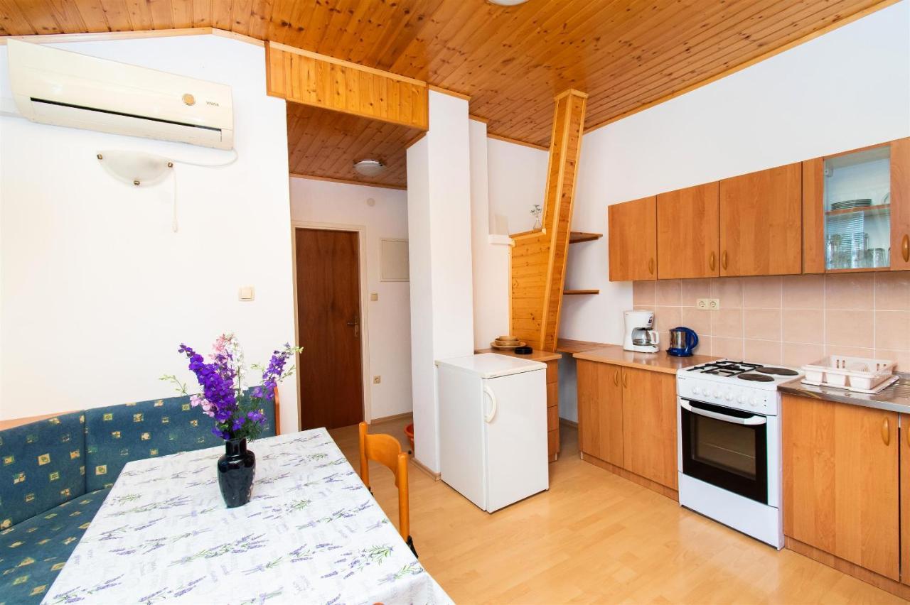 Apartments Green Garden فوديس المظهر الخارجي الصورة