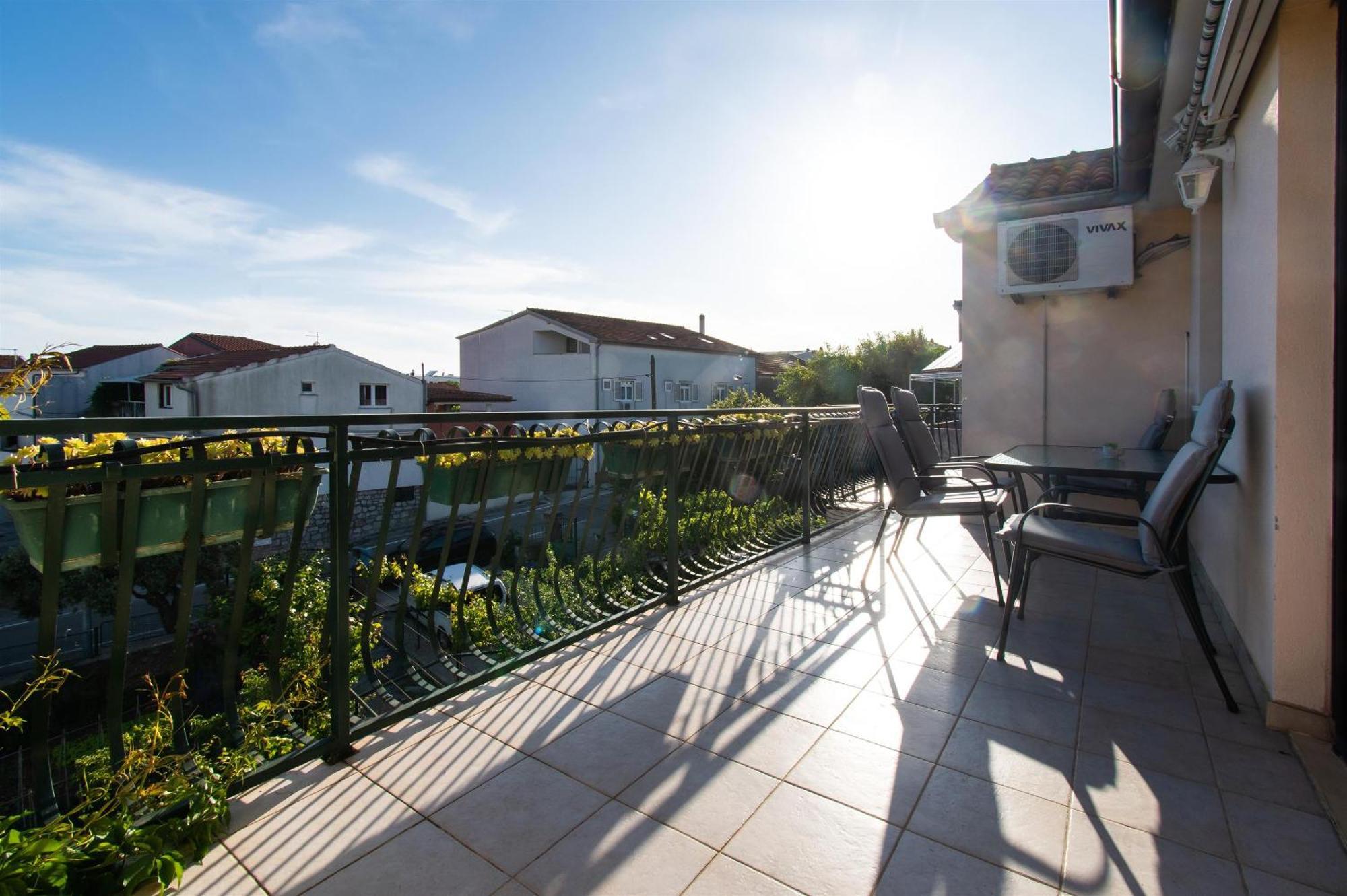Apartments Green Garden فوديس المظهر الخارجي الصورة